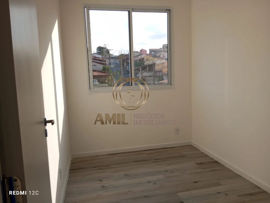 LV - Apartamento / Condomínio Residencial Vista Bela / 2 dormitórios / 45m² / Jardim Paraiso