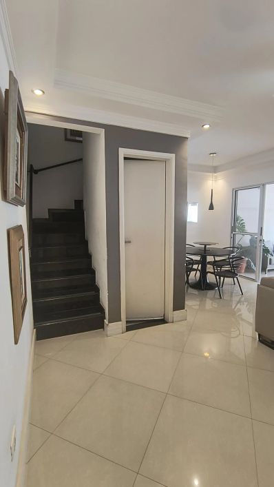 Casa para venda no Condomínio Residence Club no Villa Branca em Jacareí