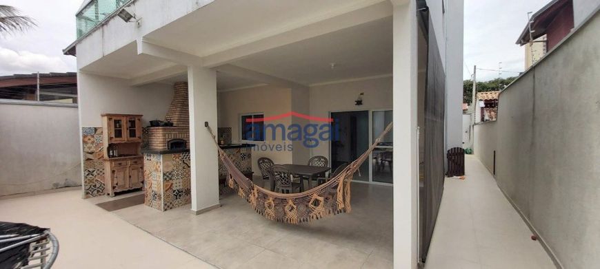 Sobrado de 3 quartos para venda no Villa Branca