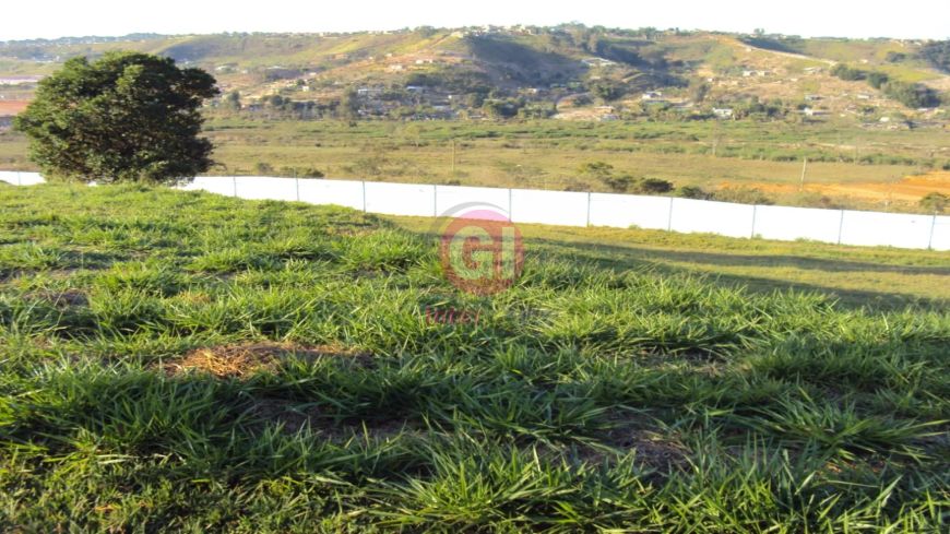 Terreno de 1000 m² CONDOMÍNIO MIRANTE DO VALE
