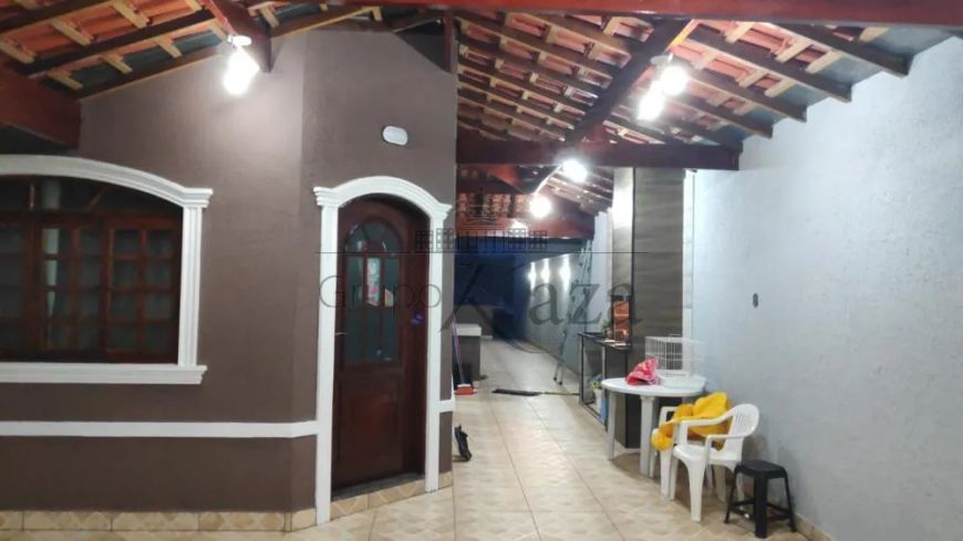 Casa Padrão em Jacareí