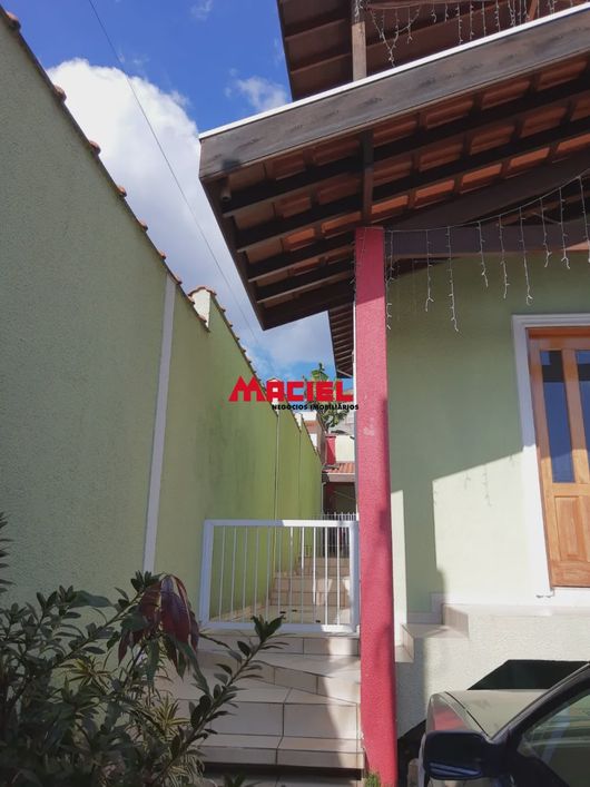 Casa Sobrado em Jacareí