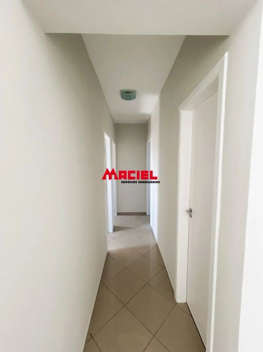 Belissimo apartamento na região central de jacarei com 3 dormitorios sendo 1 suite!!