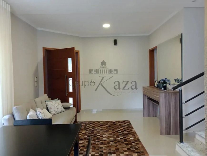 Casa Sobrado - Jacareí - Villa Branca - 3 Dormitórios - 250m².