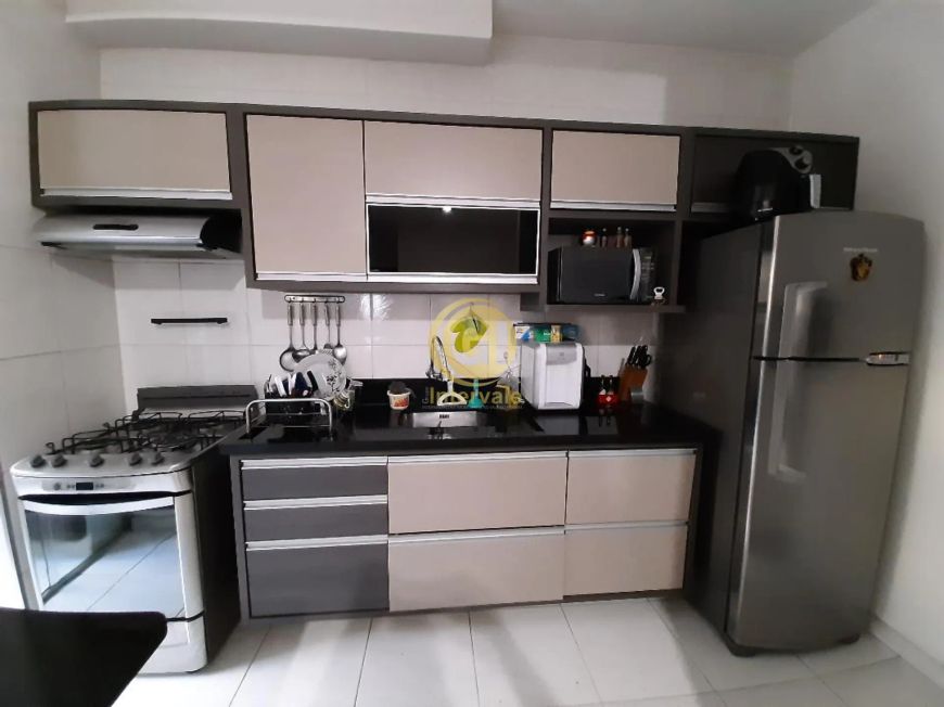 APARTAMENTO A VENDA NO RESIDENCIAL SANTIAGO - JARDIM SANTA MARIA -JACAREI/SP 2 dormitórios planejado