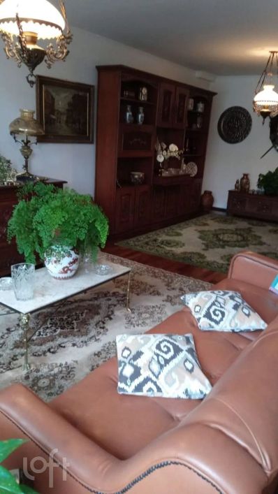 Casa à venda em Campo Belo com 272 m², 4 quartos,