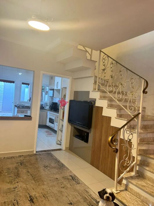 Casa sobrado/Condomínio Elegance/ Jardim Santa Maria/ 160m²/Jacareí