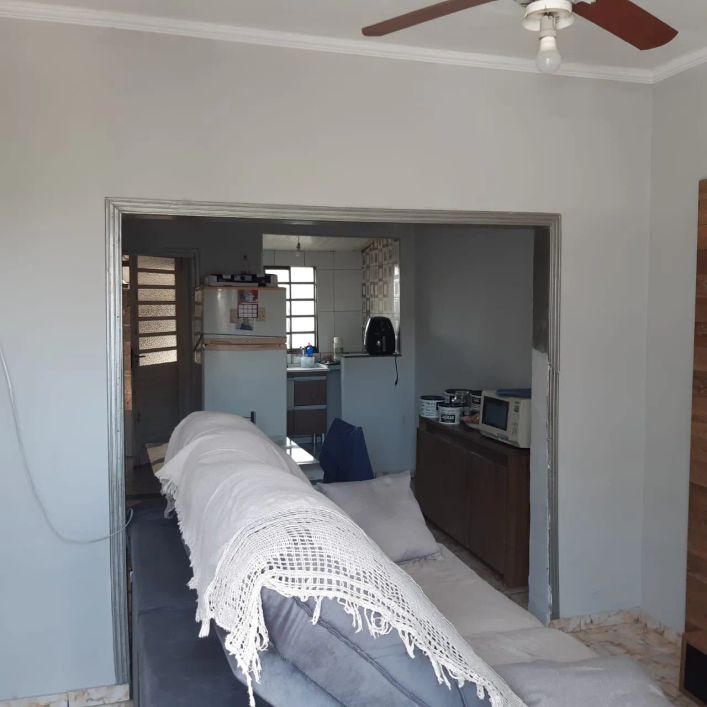 Imóvel para venda possui 90 metros quadrados com 3 quartos em Jardim das Indústrias - Jacareí - SP