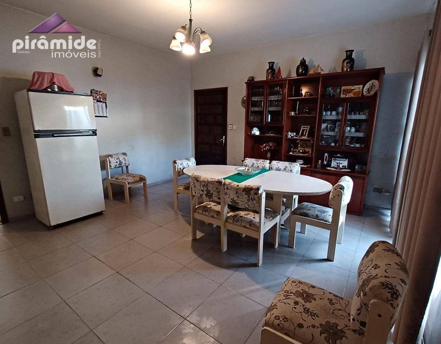 Casa à venda, 273 m² por R$ 2.500.000,00 - Centro - Jacareí/SP