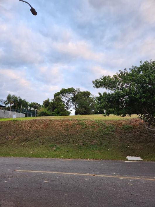 Terreno no Condomínio Mirante do Vale - 1000m²