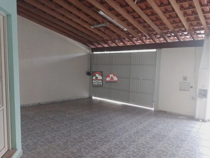 Casa Padrão em Jacareí