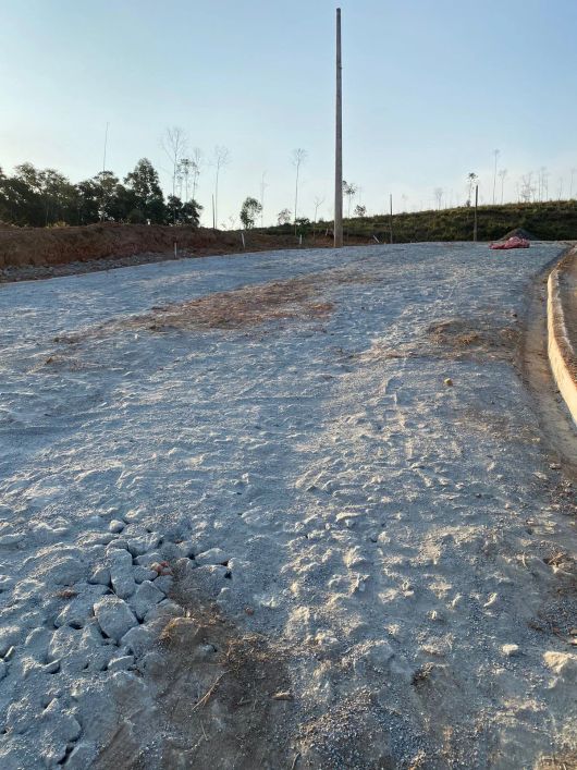 EMPREENDIMENTO FECHADO LOTES 1.000M²