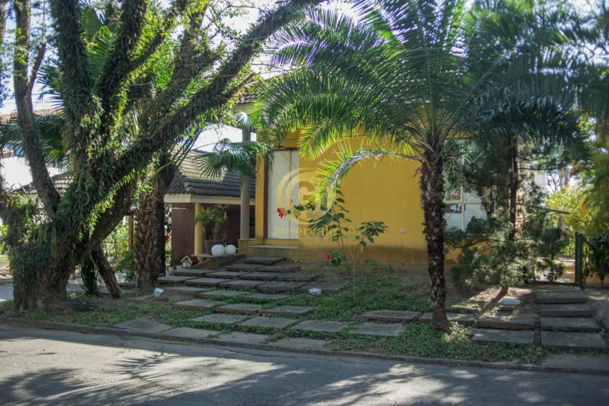 SOBRADO A VENDA NO CONDOMINIO TERRAS DE SANT` ANNA JARDIM CALIFORNIA - JACAREI/SP 4 suítes ( 1 suíte