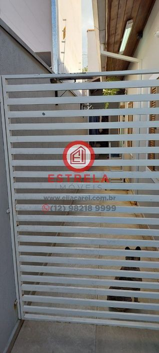 Imperdível oportunidade! Casa à venda em Jacareí-SP, Loteamento Villa Branca: 3 quartos, 1 suíte, 1