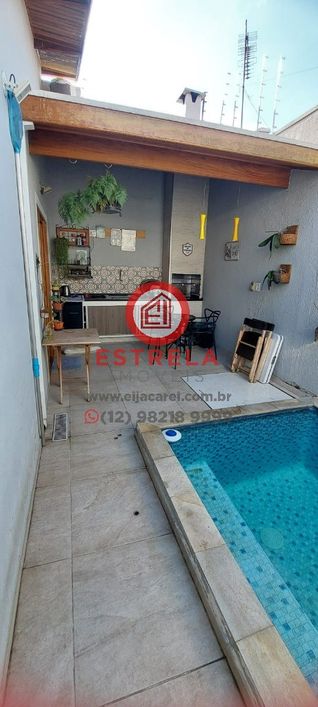 Imperdível oportunidade! Casa à venda em Jacareí-SP, Loteamento Villa Branca: 3 quartos, 1 suíte, 1