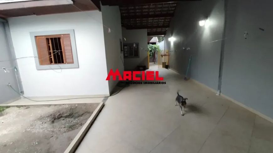 VILA BRANCA JACAREI CASA ANPLANA OTIMA LOCALIZAÇAO