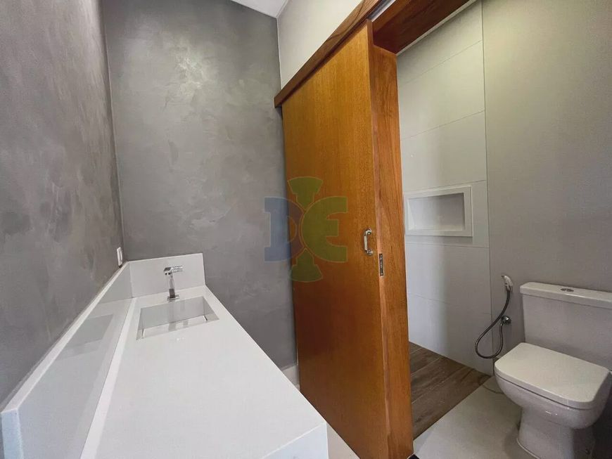 Casa de condomínio sobrado para venda com 220 metros quadrados com 4 quartos