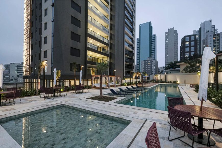 Apartamento na Aclimação para venda com 120m², 2 vagas.