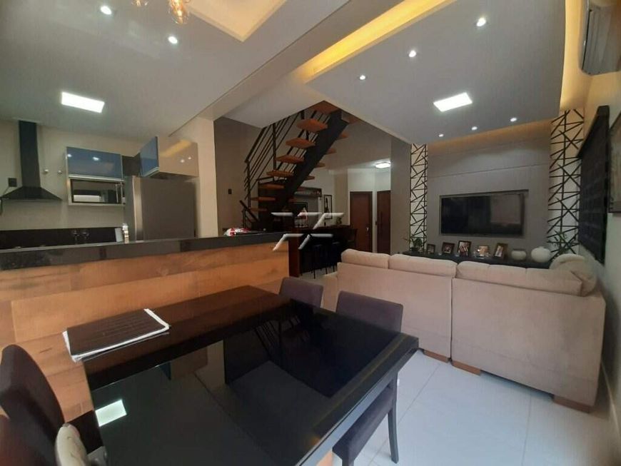 Casa em condomínio à venda com 03 quartos no Cidade Jardim