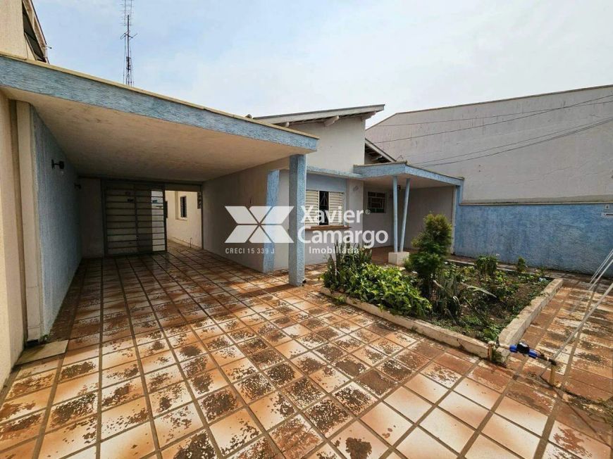 Casa à venda com 5 quartos no Vila Alemã.
