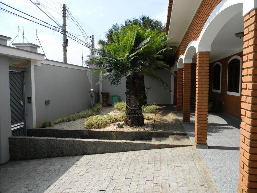 Casa no Jardim América a venda.