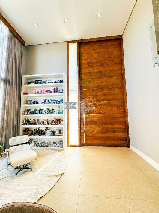 Casa em condomínio à venda com 05 suítes no Jardim Residencial Florença