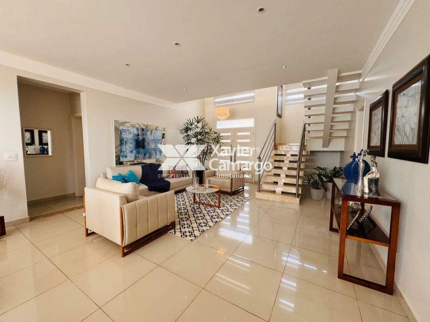 Casa em condomínio à venda com 03 quartos no Residencial Florença
