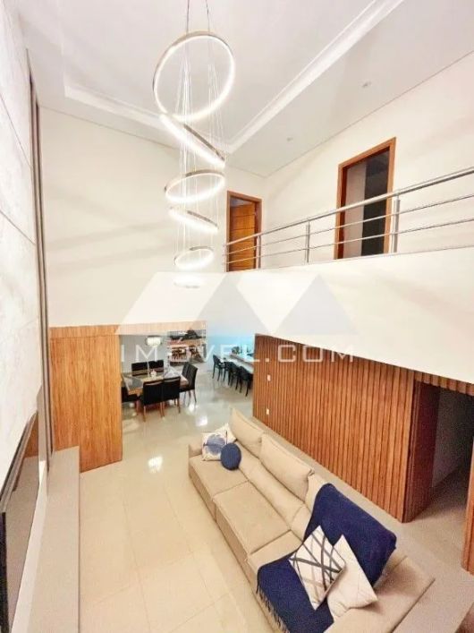 EXCELENTE CASA (SOBRADO) NO CONDOMÍNIO SAN MARINO