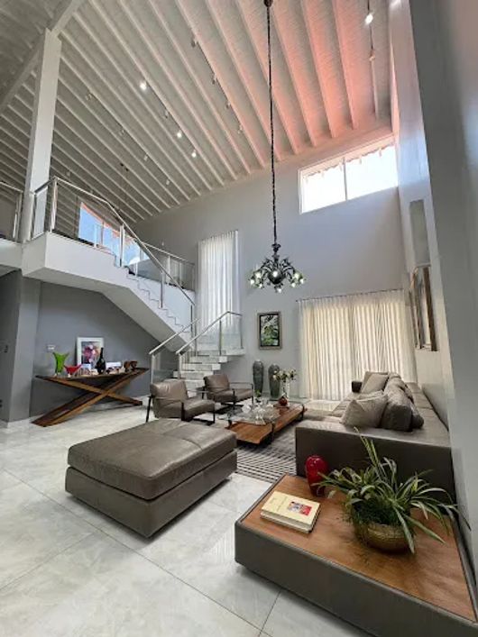 Casa com 3 dormitórios à venda por R$ 3.000.000,00 - Bairro da Saúde - Rio Claro/SP