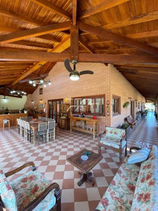 Casa em condomínio com 05 quartos à venda no Residencial Florença
