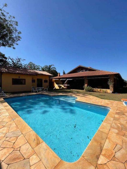 Casa em condomínio com 05 quartos à venda no Residencial Florença