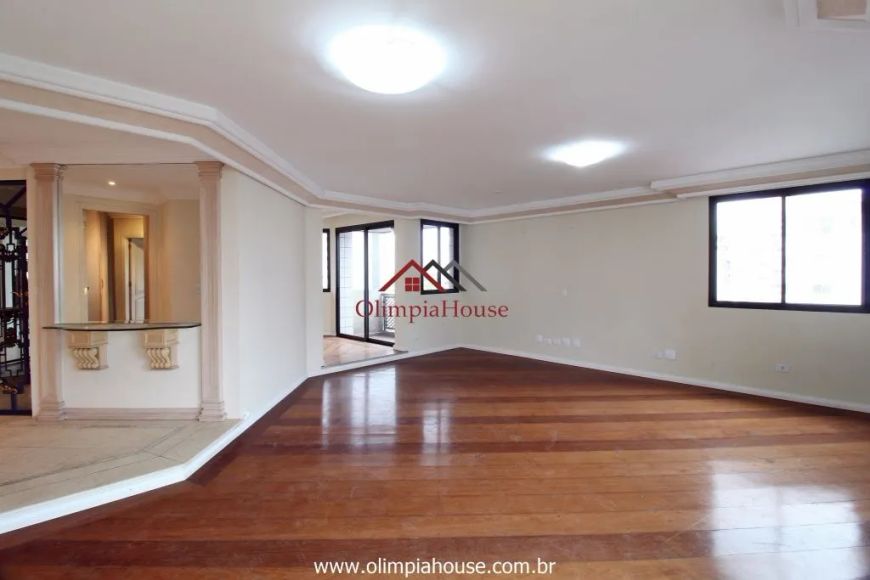 Apartamento Locação 3 Dormitórios - 202 m² Moema