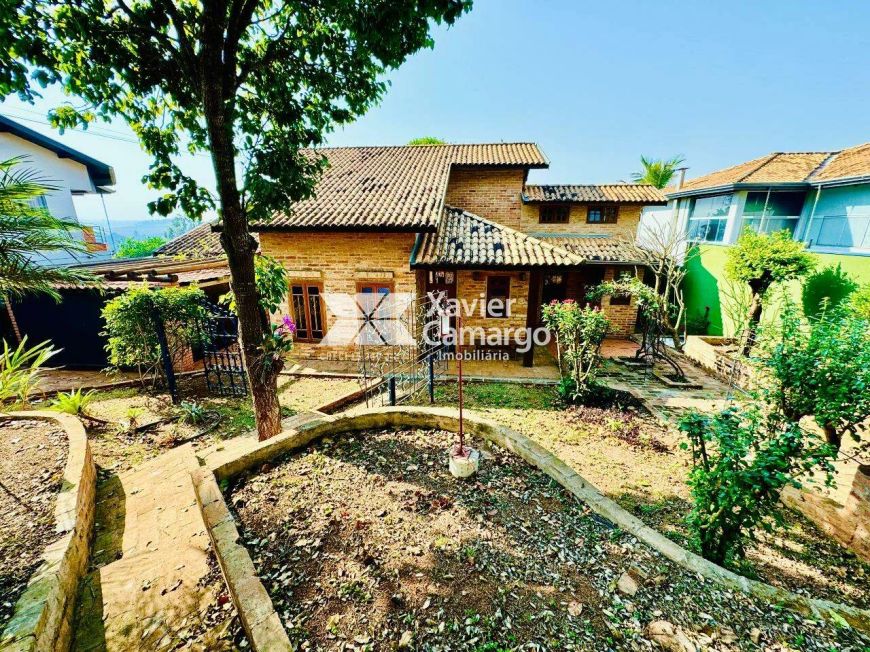 Casa à venda com 04 quartos no Residencial Florença