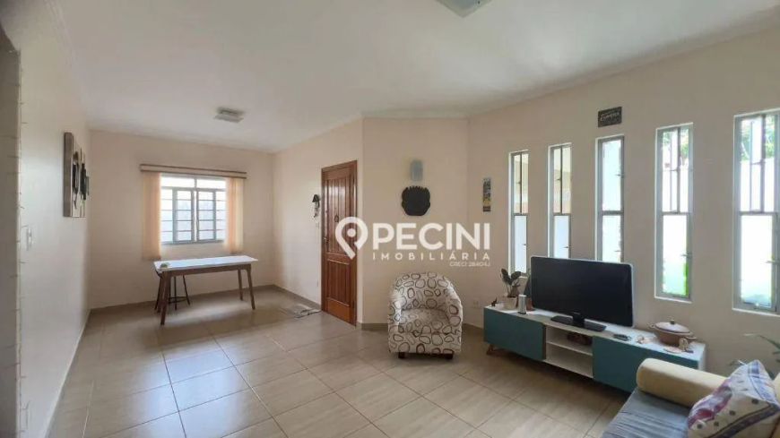 Casa com 3 dormitórios e edícula, à venda no Vila Indaiá em Rio Claro SP