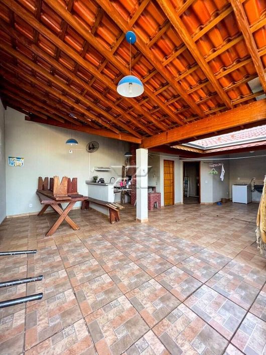 Casa à venda com 3 quartos no Jardim Inocoop