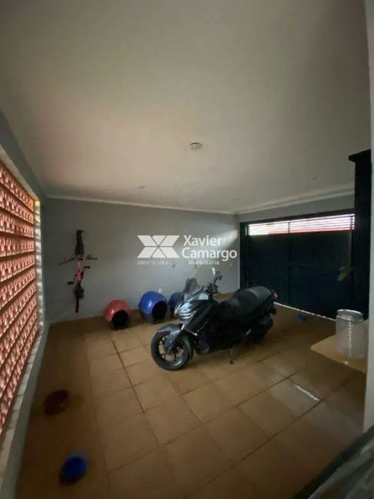 Casa em condomínio à venda com 02 quartos e escritório no Jardim Residencial San Marino.