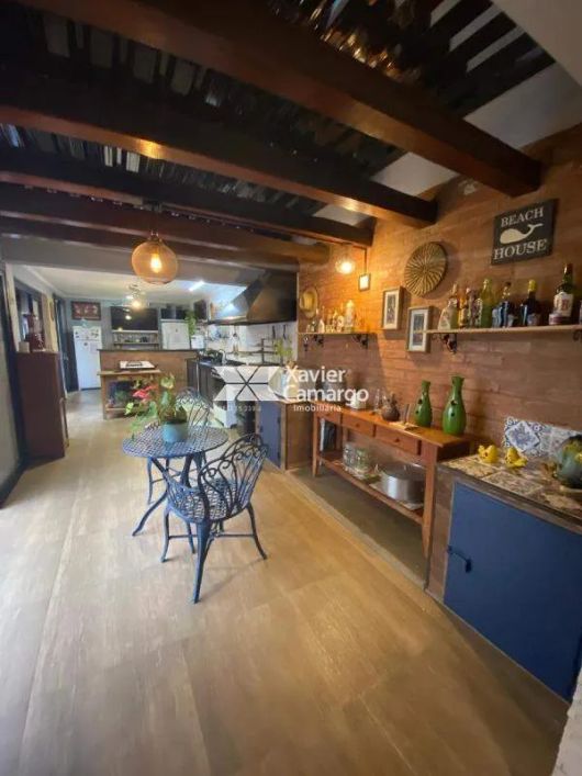 Casa em condomínio à venda com 02 quartos e escritório no Jardim Residencial San Marino.