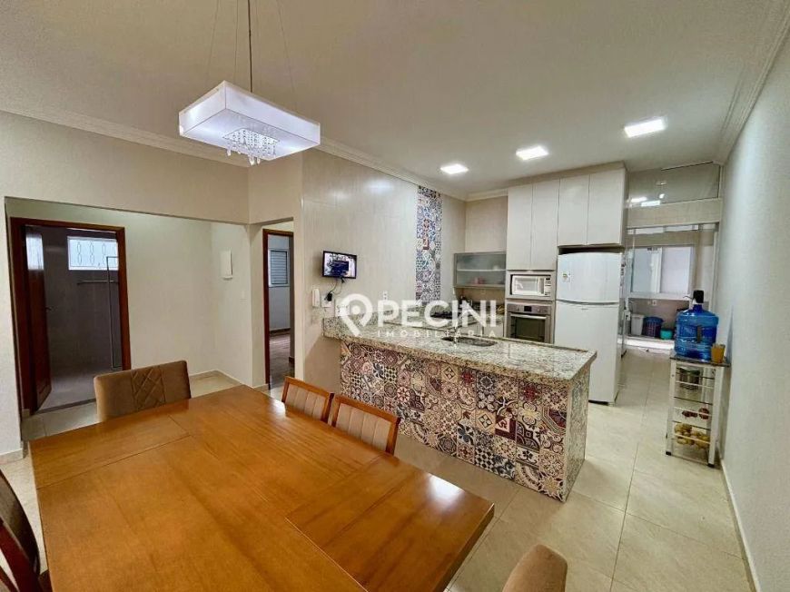 Casa com 3 quartos para venda no Jardim São Paulo em Rio Claro.