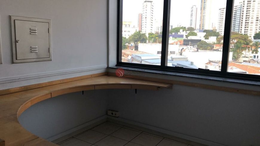 Sala comercial à venda próximo ao Metrô Tatuapé com 87 metros.