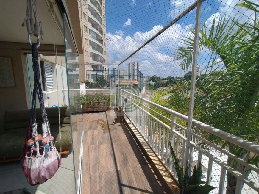 Apartamento à venda na Vila Gomes, com 95m², vista para USP.
