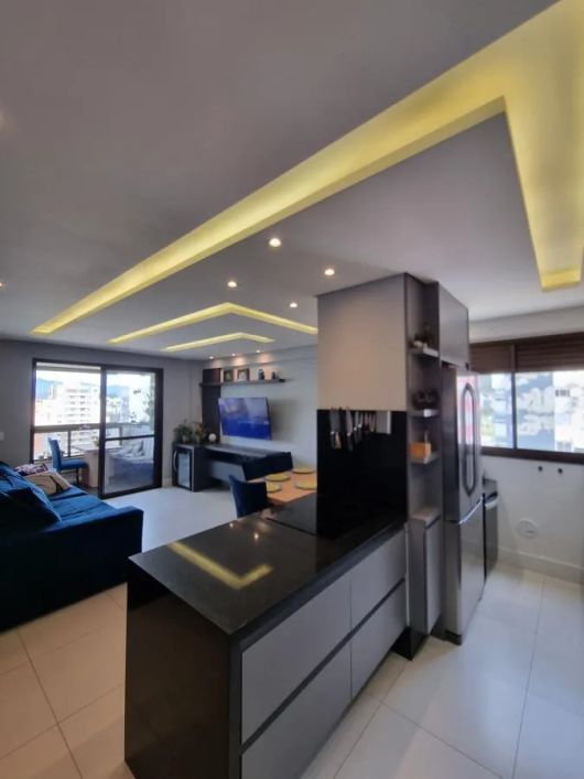 Apartamento para Venda em Palhoça, Pedra Branca, 3 dormitórios, 1 suíte, 2 banheiros, 1 vaga