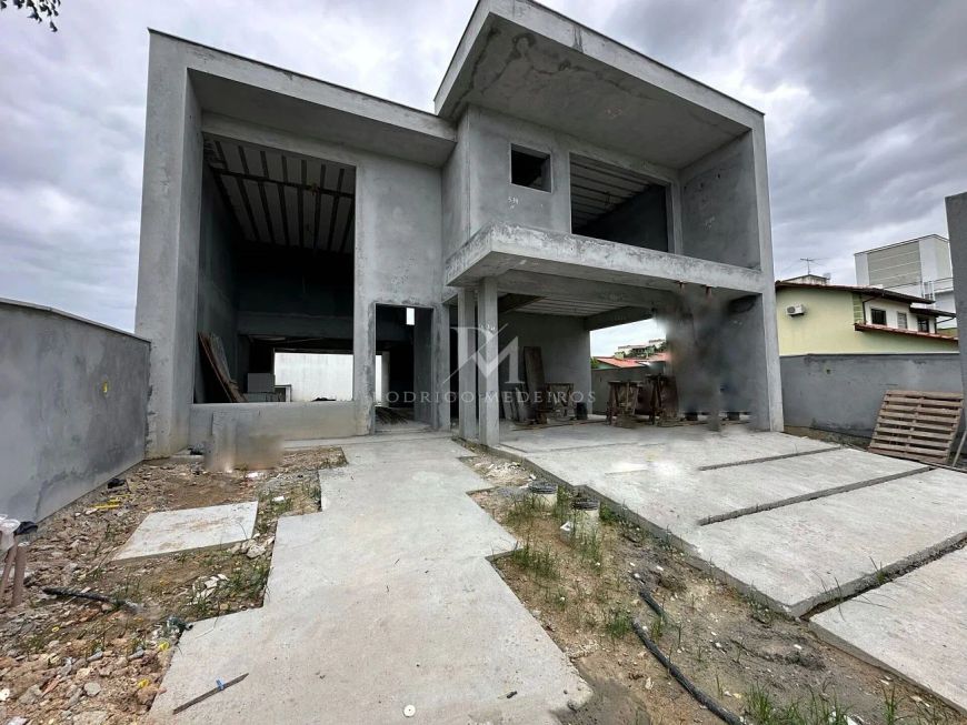 Casa à venda no bairro Pedra Branca em Palhoça/SC