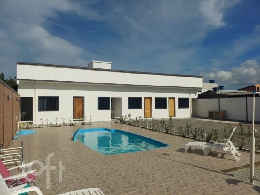 Casa à venda em Passagem do Maciambu com 600 m², 8 quartos
