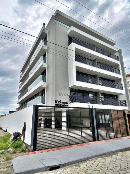Belíssimo apartamento cobertura, 4 suítes, exuberante vista para o mar, 3 vagas de garagens, Praia d