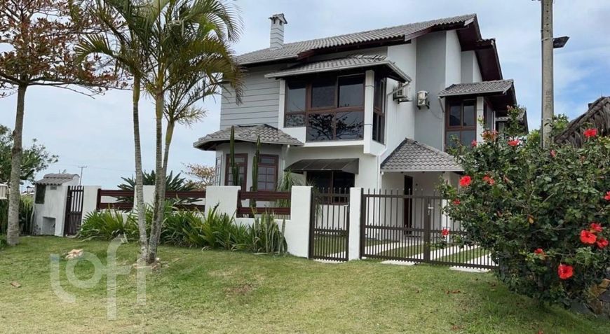 Casa à venda em Passa Vinte com 450 m², 5 quartos, 5 suítes, 6 vagas