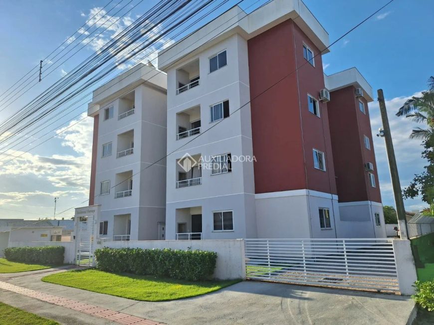 Apartamento 2 dormitórios com 55m² privativos 1 vaga de garagem no bairro Barra do Aririú