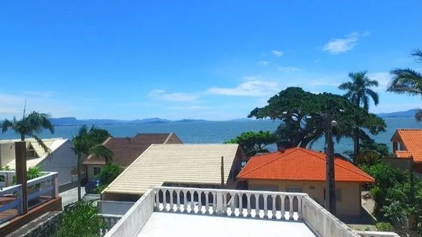 TM/Imóvel para venda tem 105 metros quadrados com 3 quartos em Praia de Fora - Palhoça - SC