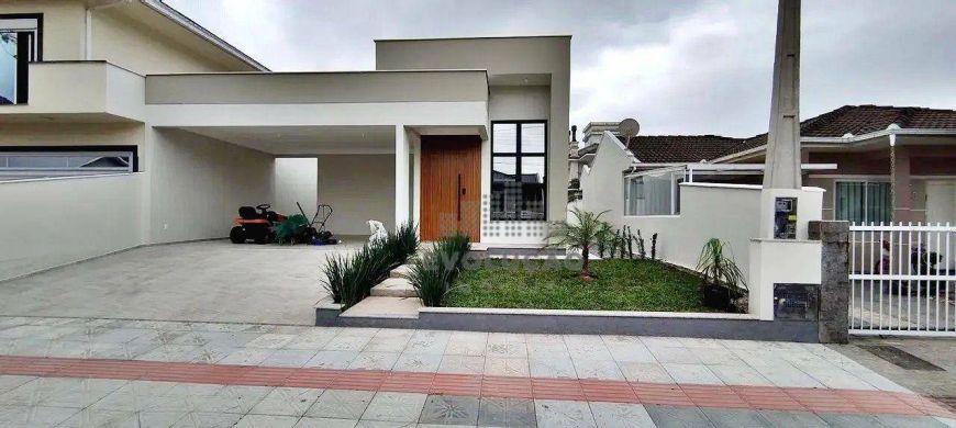 Pronta pra morar Aceita permuta até 400 mil Nova Casa com 3 dormitórios 137 m² Privativos - Praia de