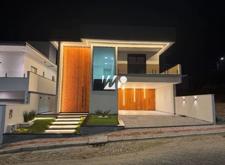 Casa 3 Quartos e Suíte - Condomínio fechado
