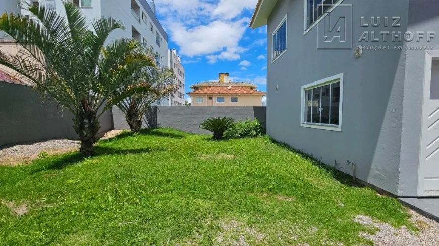 Imóvel para venda tem 165 metros quadrados com 4 quartos em Pagani - Palhoça - SC